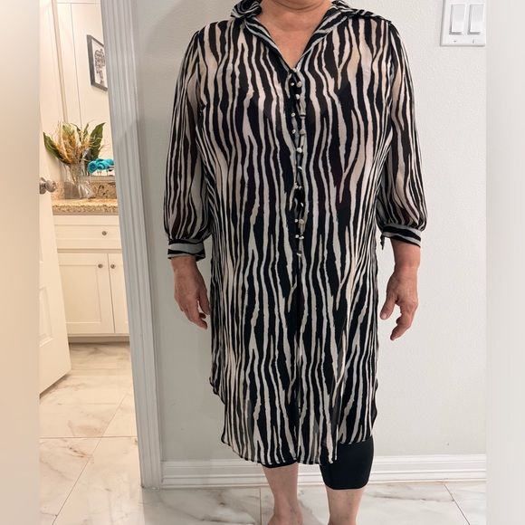 Cato Size medium, zebra design, can be worn as long blouse/ dress - Picture 4 of 10